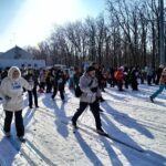 10 февраля 2024 г. на лыжной базе "Чайка" на открытой массовой лыжной гонке "Лыжня России" нашим Центром ОДЮЦРФКС была организована детская площадка